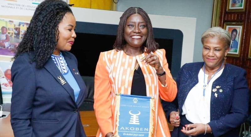 Le Lions Club Abidjan Akoben s’engage aux côtés du Ministère de l’Éducation pour moderniser les infrastructures scolaires